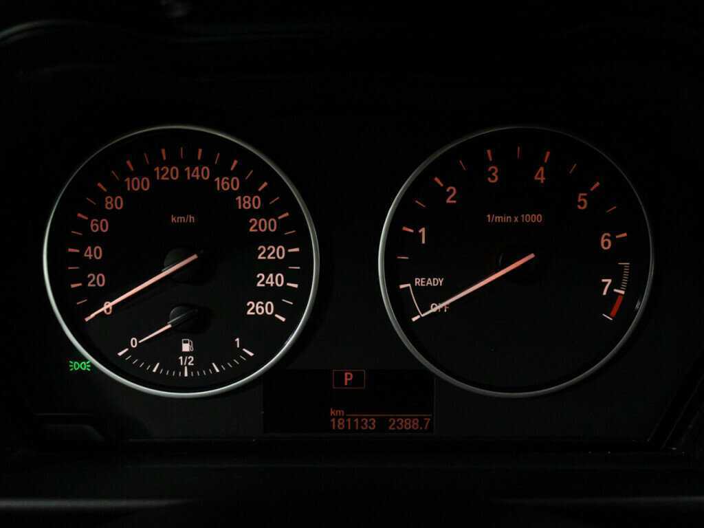 Купить BMW 1 серии 116i, 2013, 181 130 км, фото №12