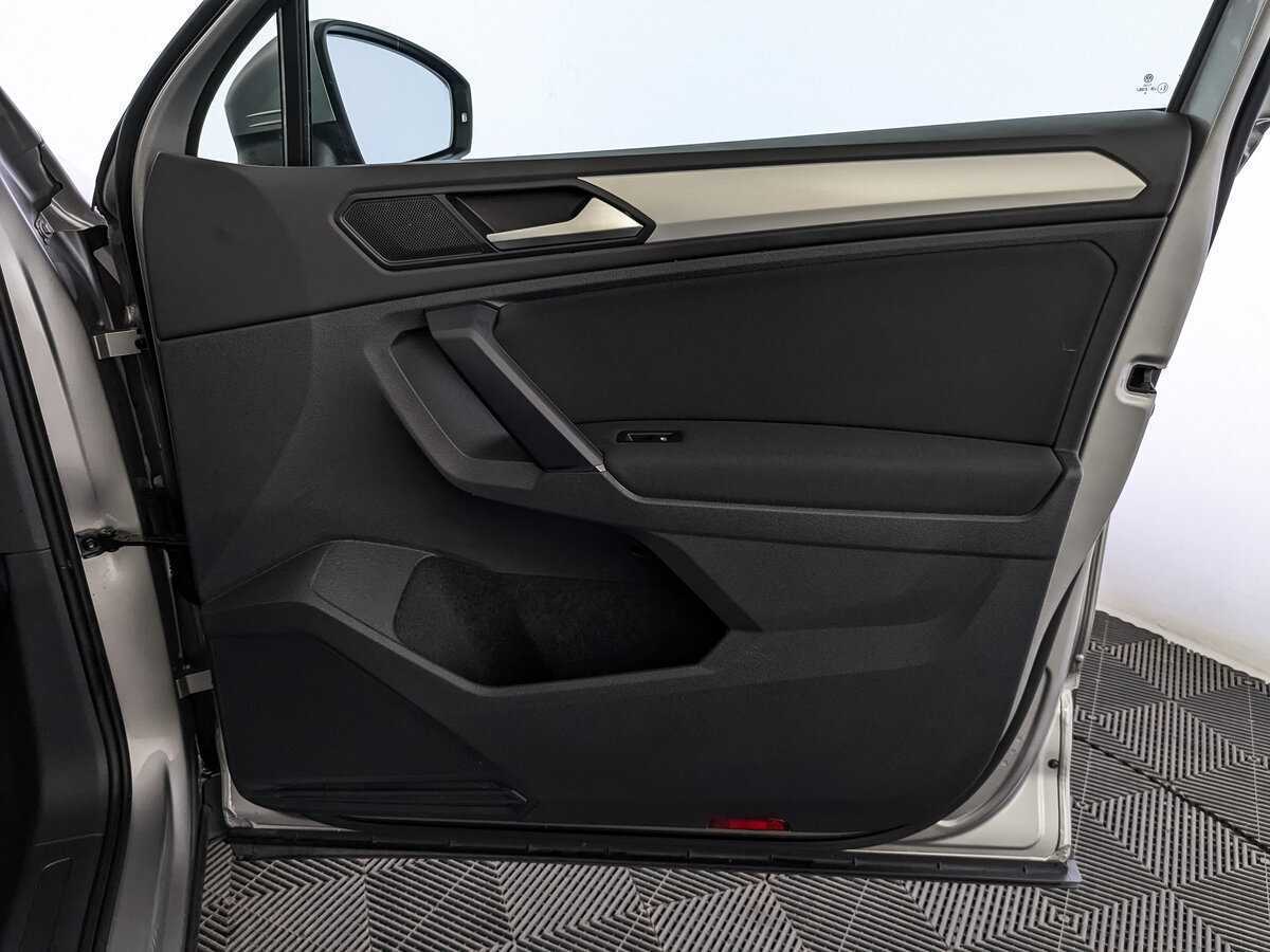 Купить Volkswagen Tiguan, 2020, 72 082 км, фото №25