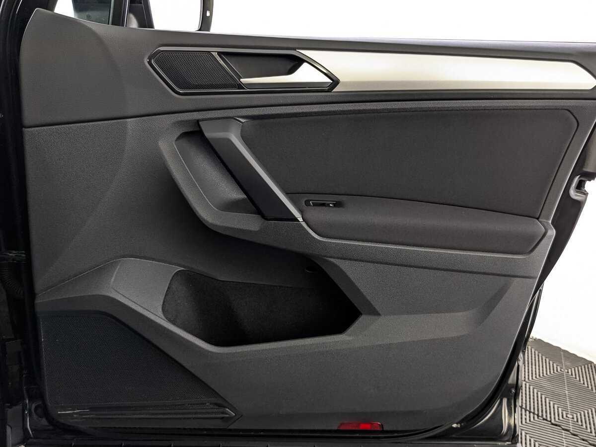 Купить Volkswagen Tiguan, 2018, 67 079 км, фото №23