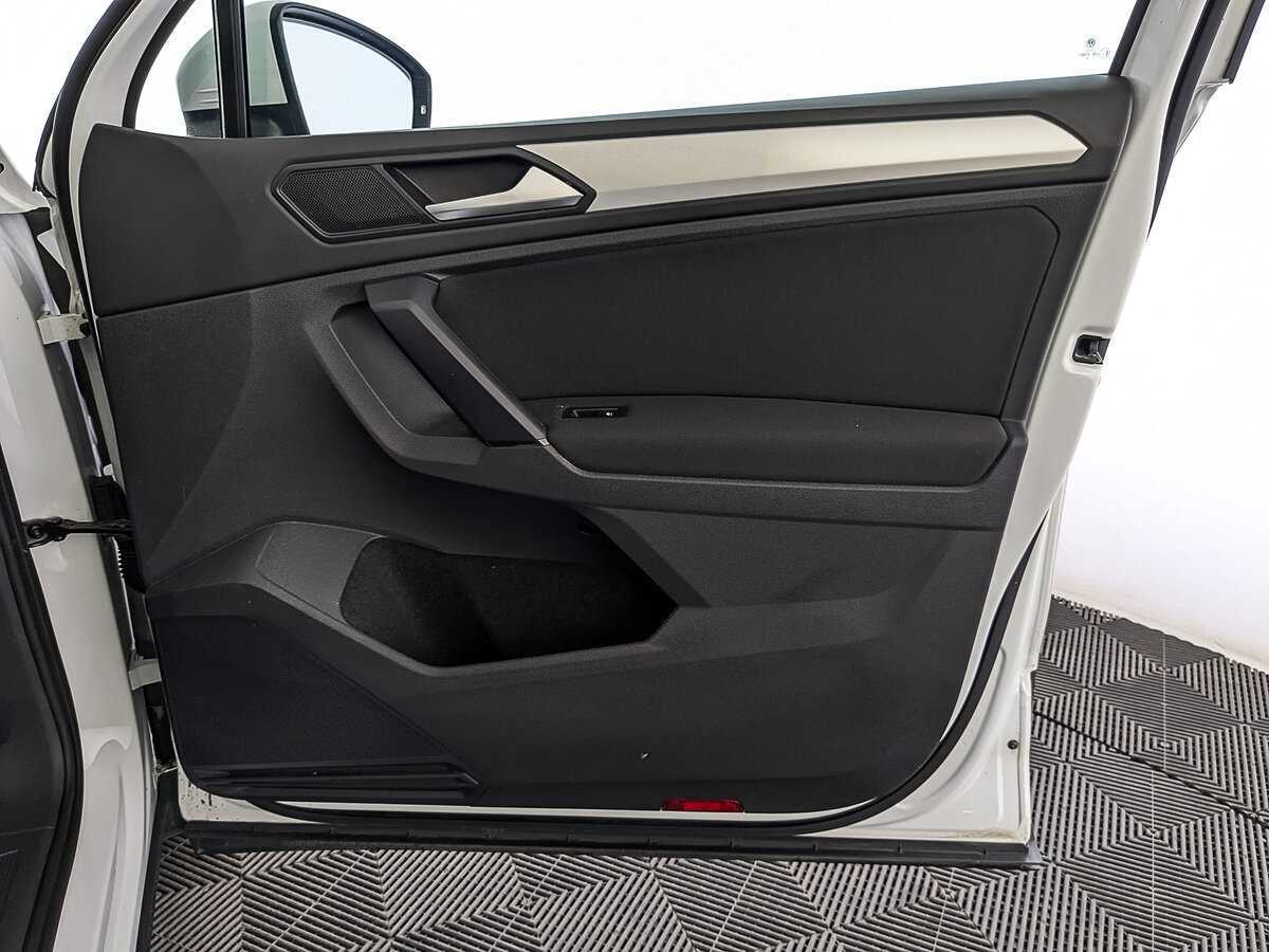 Купить Volkswagen Tiguan, 2018, 96 941 км, фото №23