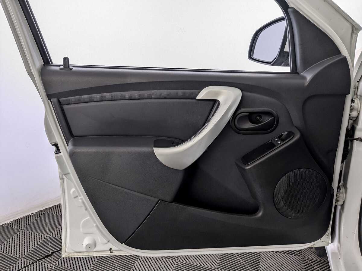 Купить Lada (ВАЗ) Largus Cross, 2021, 133 333 км, фото №17