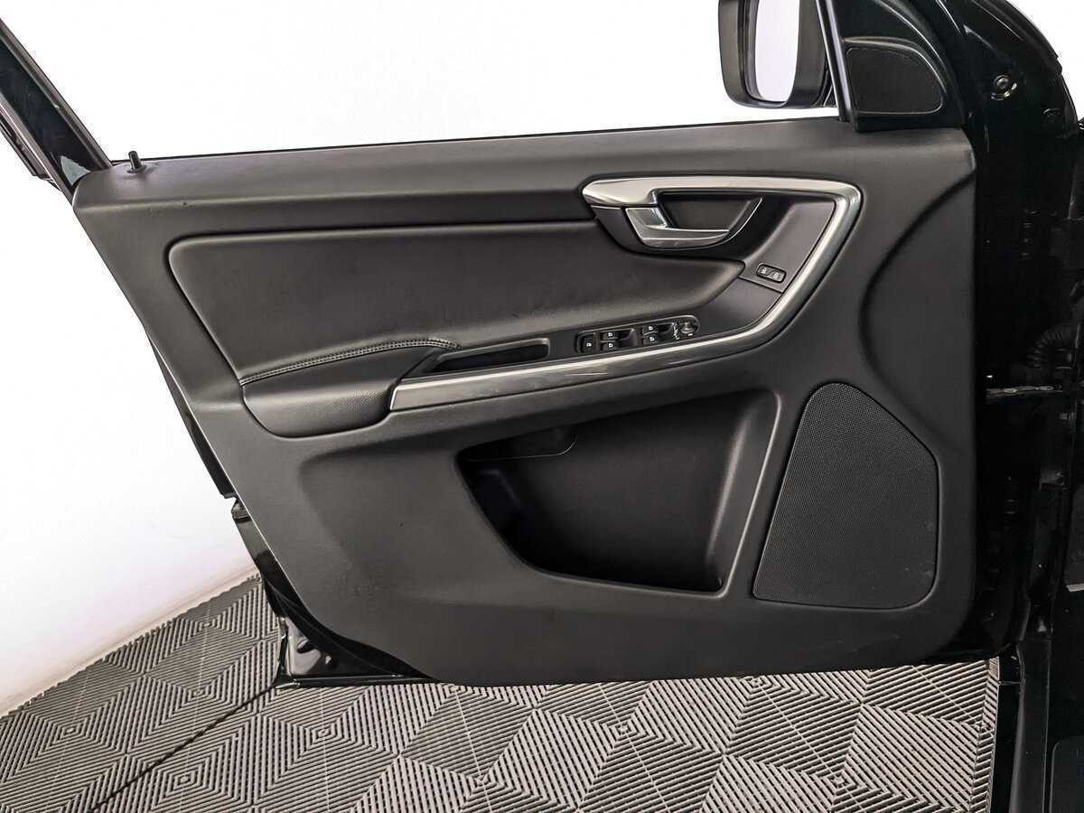 Купить Volvo XC60, 2017, 121 953 км, фото №19