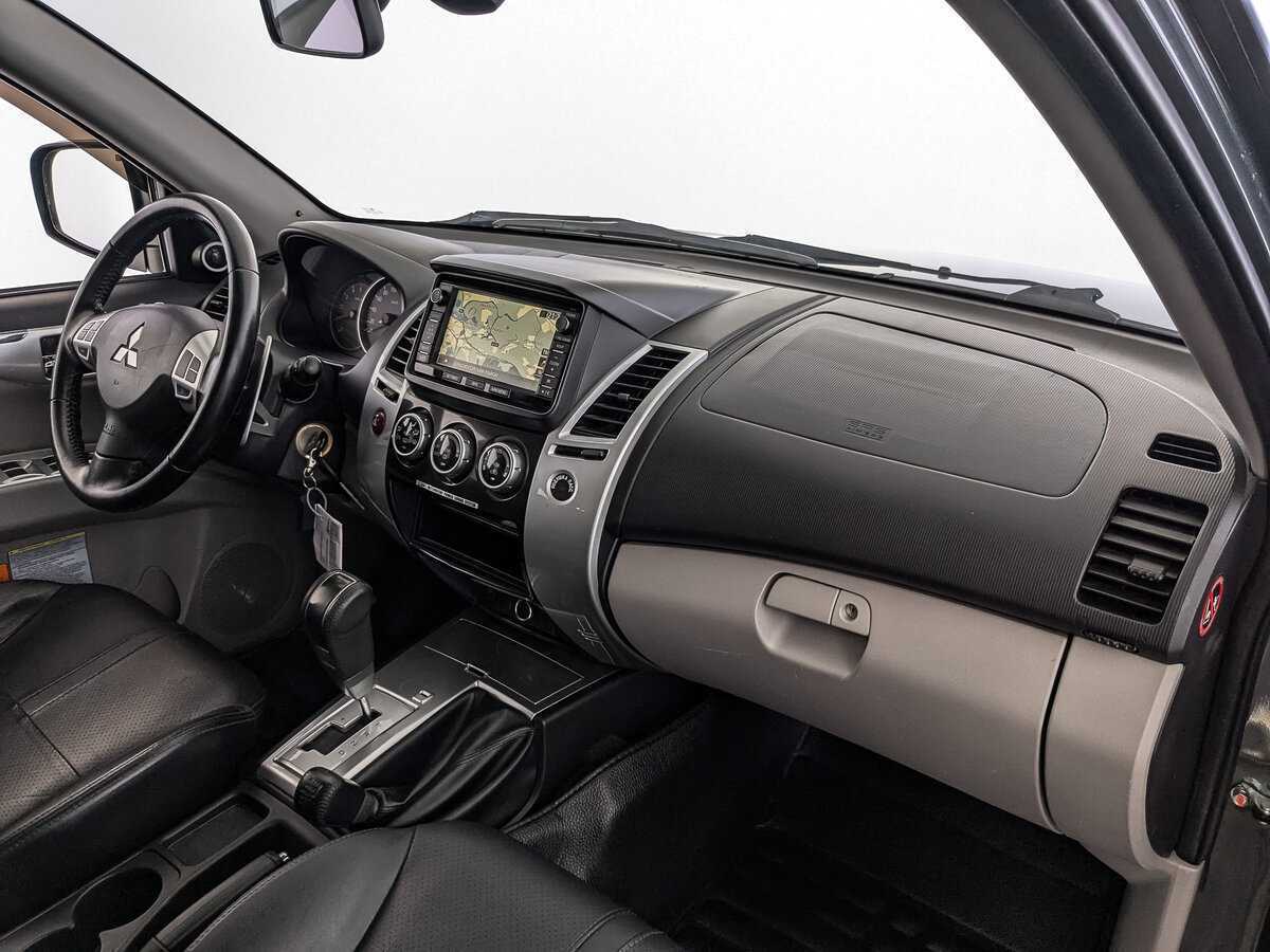 Купить Mitsubishi Pajero Sport, 2013, 117 119 км, фото №13