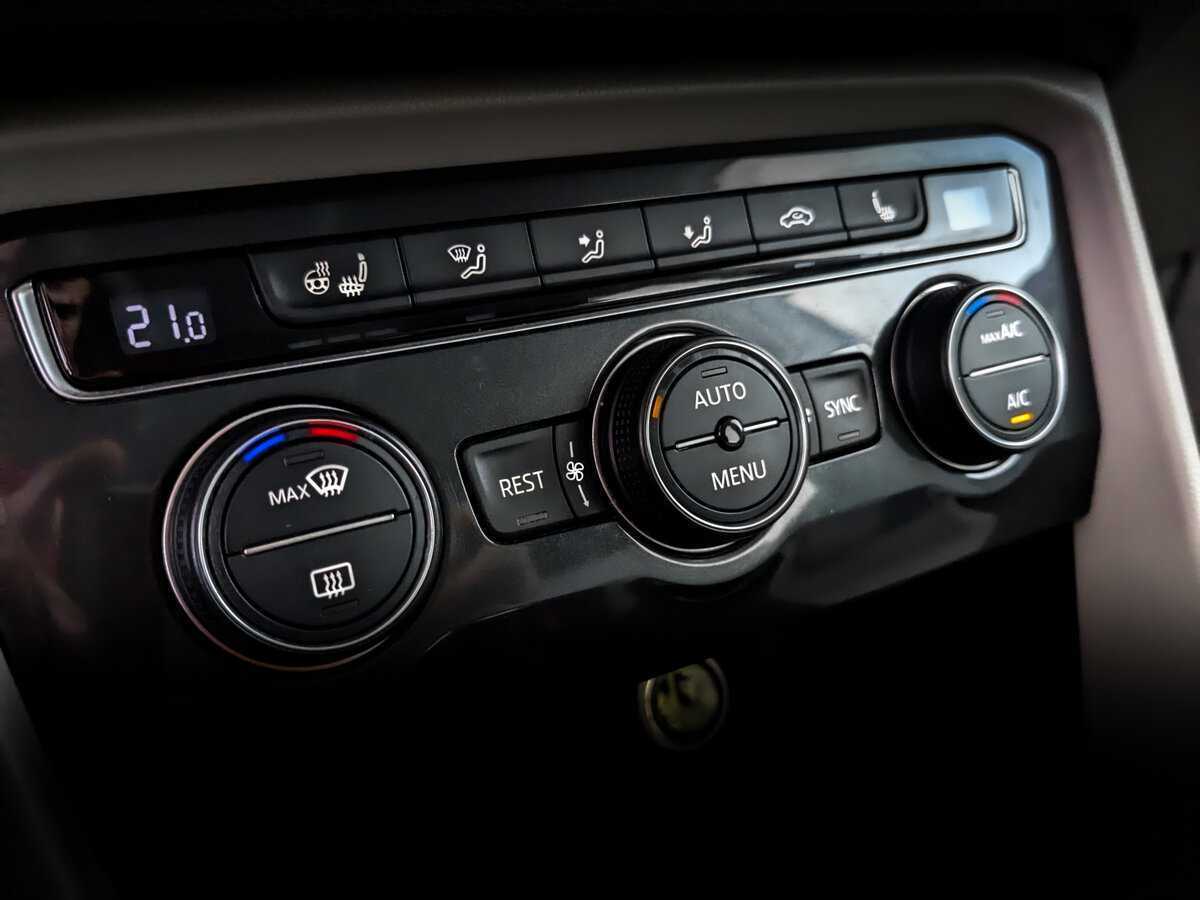 Купить Volkswagen Tiguan, 2017, 213 417 км, фото №25