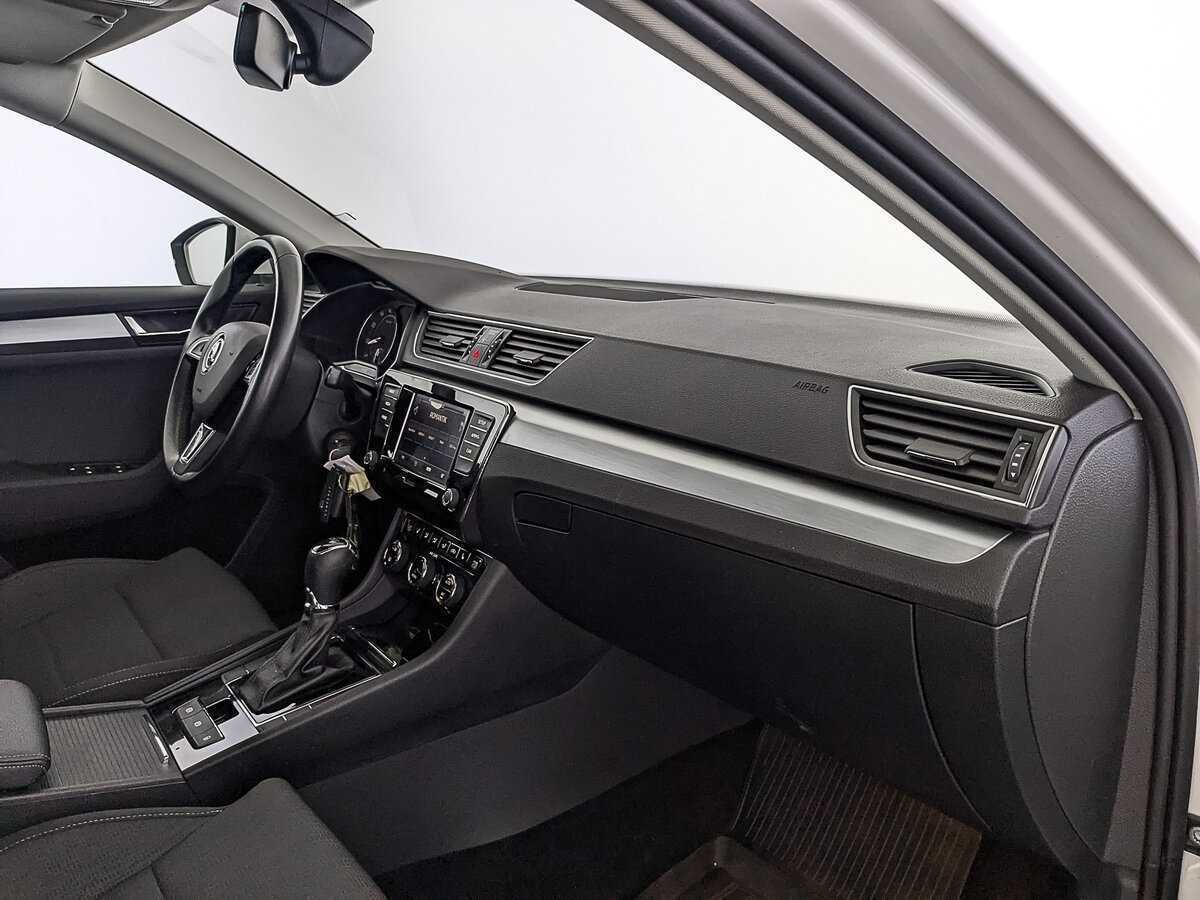 Купить Skoda Superb, 2017, 74 223 км, фото №13
