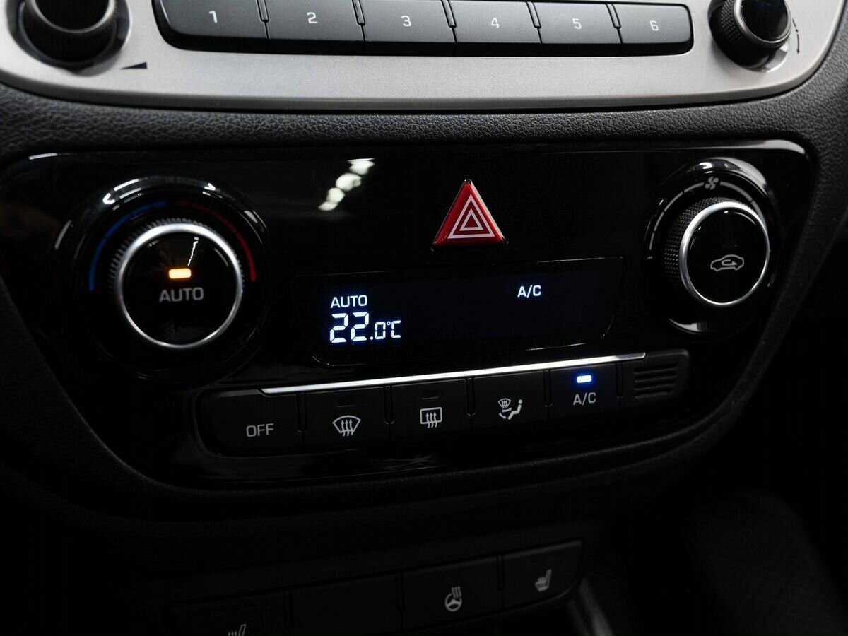 Купить Hyundai Solaris, 2019, 115 000 км, фото №20