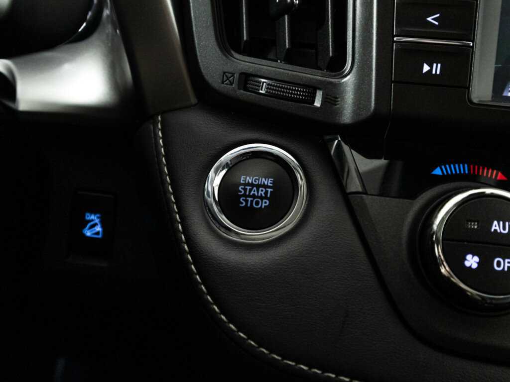 Купить Toyota RAV4, 2017, 119 187 км, фото №21