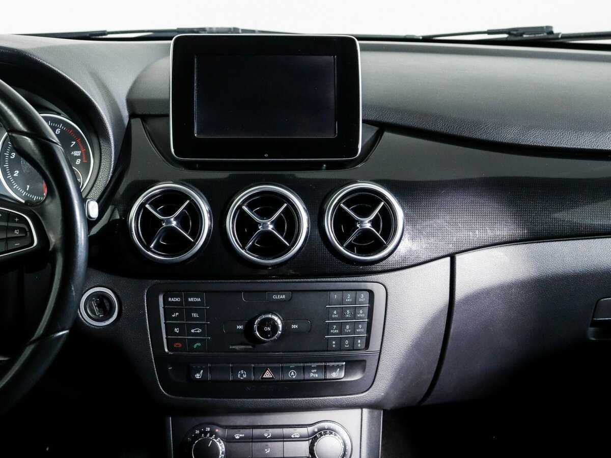 Купить Mercedes-Benz B-Класс 180, 2015, 138 377 км, фото №10