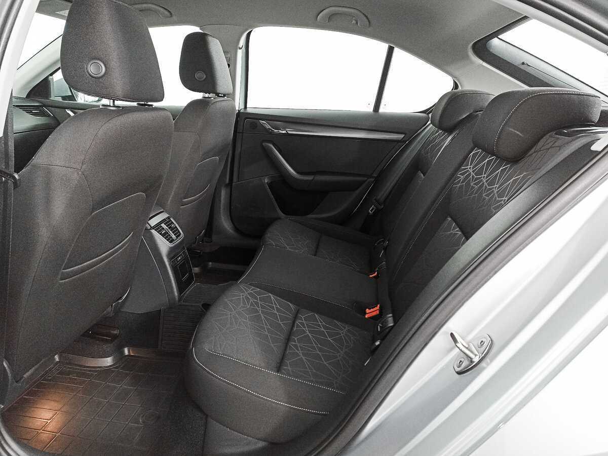 Купить Skoda Octavia, 2018, 65 509 км, фото №10