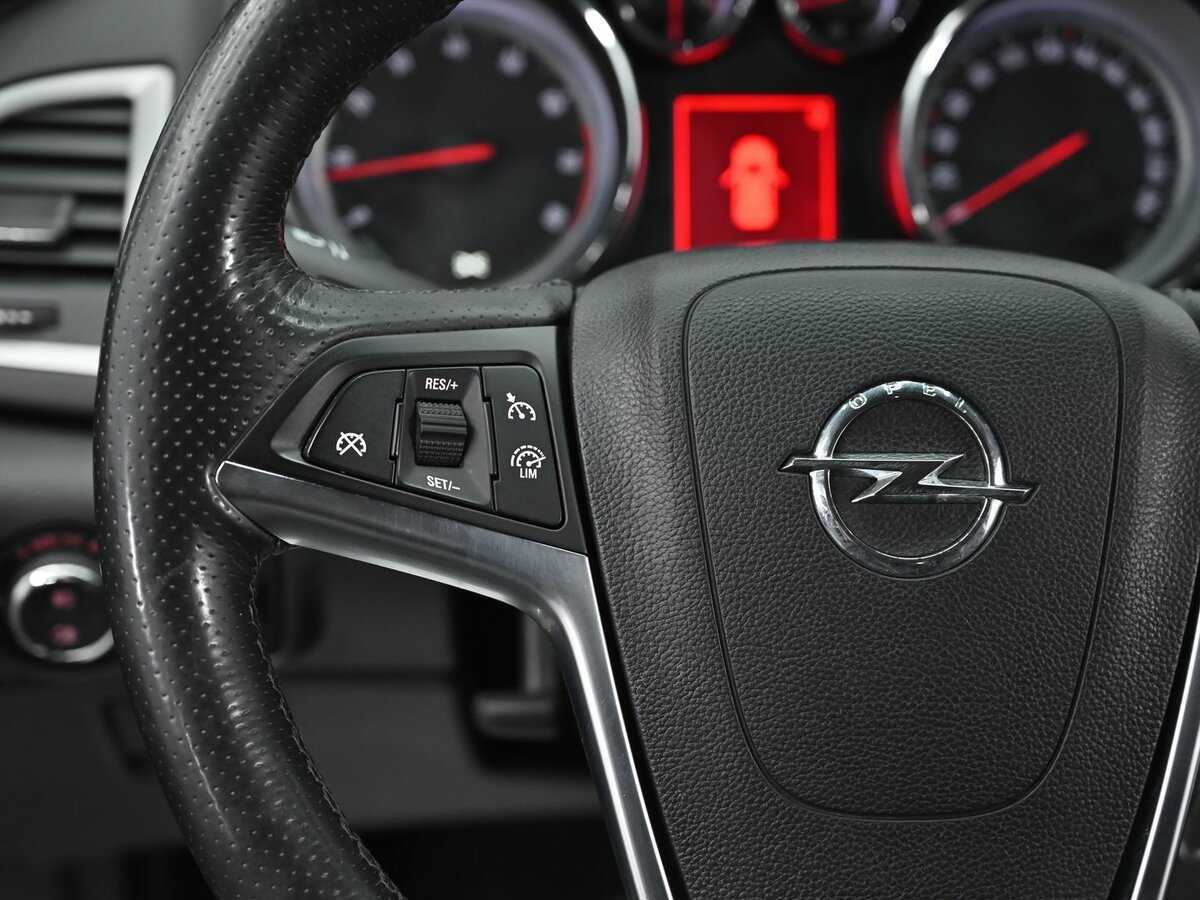 Купить Opel Astra GTC, 2012, 110 500 км, фото №8