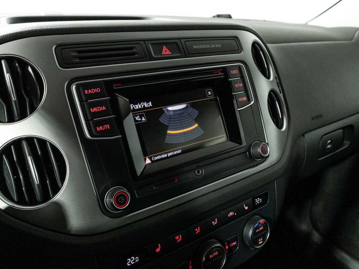 Купить Volkswagen Tiguan, 2015, 53 777 км, фото №16