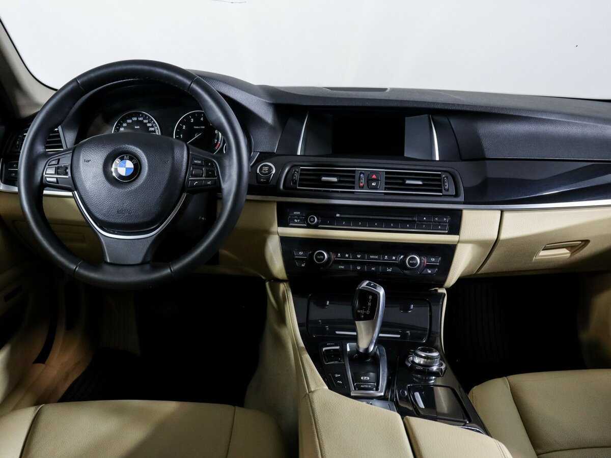 Купить BMW 5 серии 528i xDrive, 2013, 212 309 км, фото №12