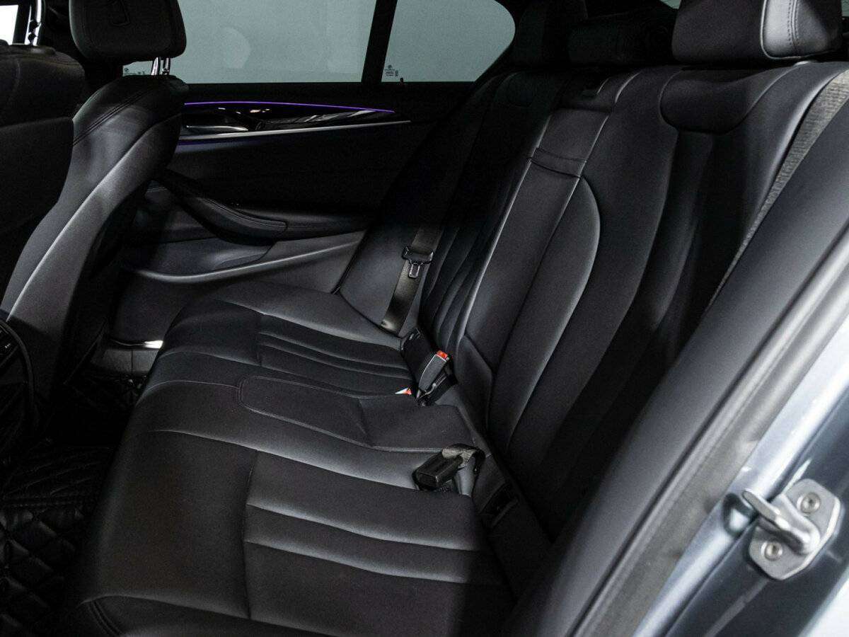 Купить BMW 5 серии 520i, 2017, 122 200 км, фото №10
