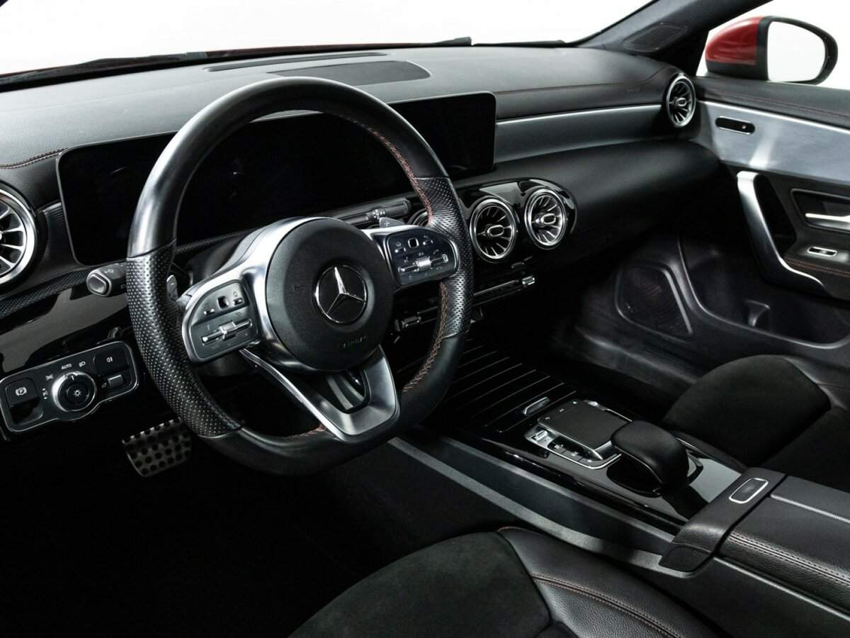 Купить Mercedes-Benz CLA 200, 2019, 124 683 км, фото №11