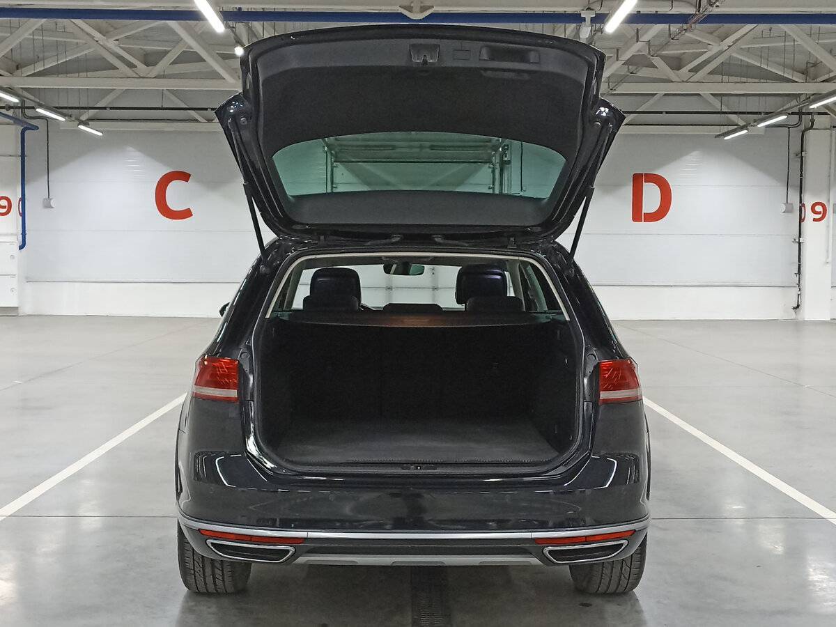 Купить Volkswagen Passat Alltrack, 2018, 130 479 км, фото №10