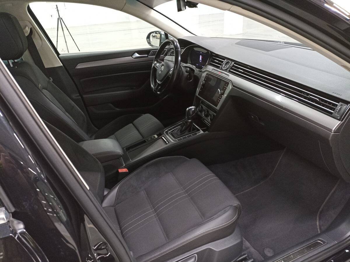 Купить Volkswagen Passat Alltrack, 2018, 130 479 км, фото №11