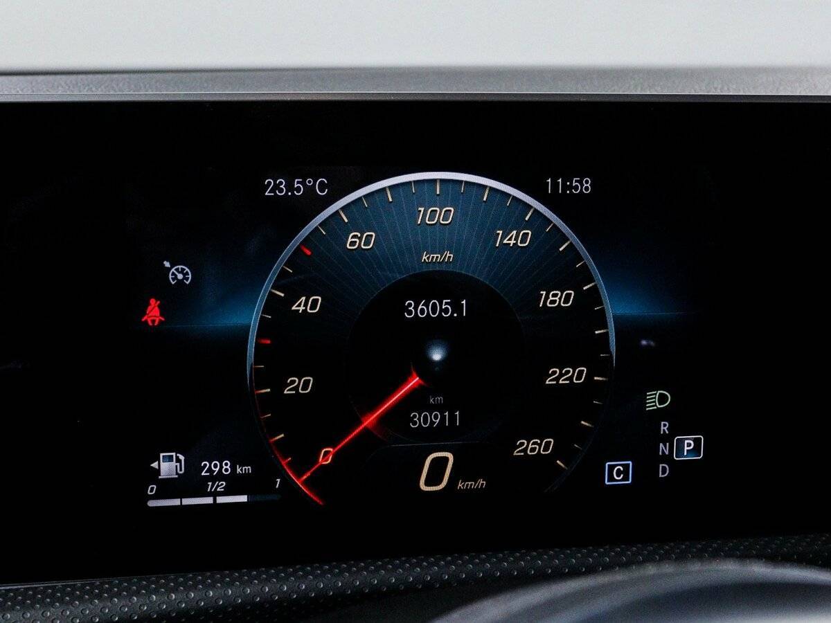 Купить Mercedes-Benz CLA 200, 2019, 31 090 км, фото №11