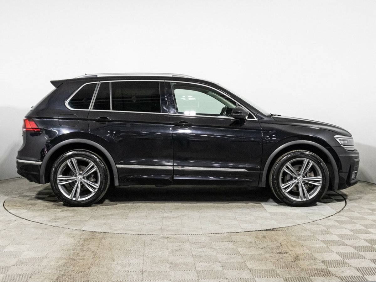 Купить Volkswagen Tiguan, 2018, 98 909 км, фото №4