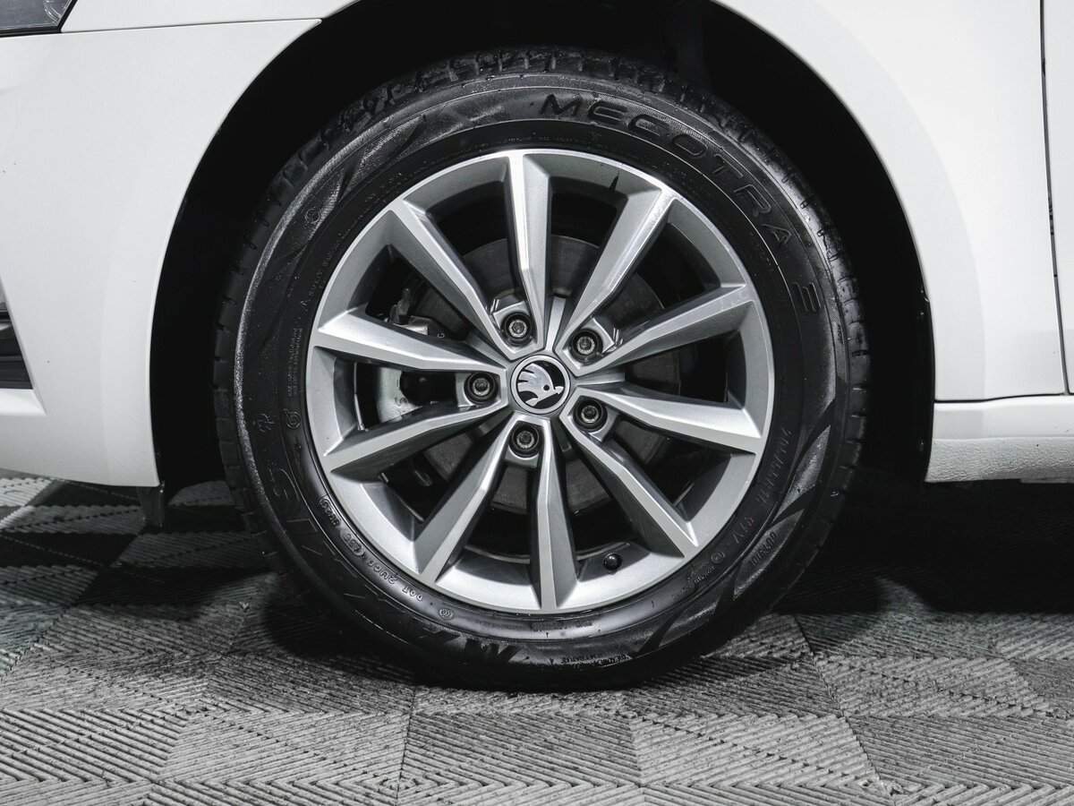 Купить Skoda Octavia, 2023, 22 000 км, фото №12