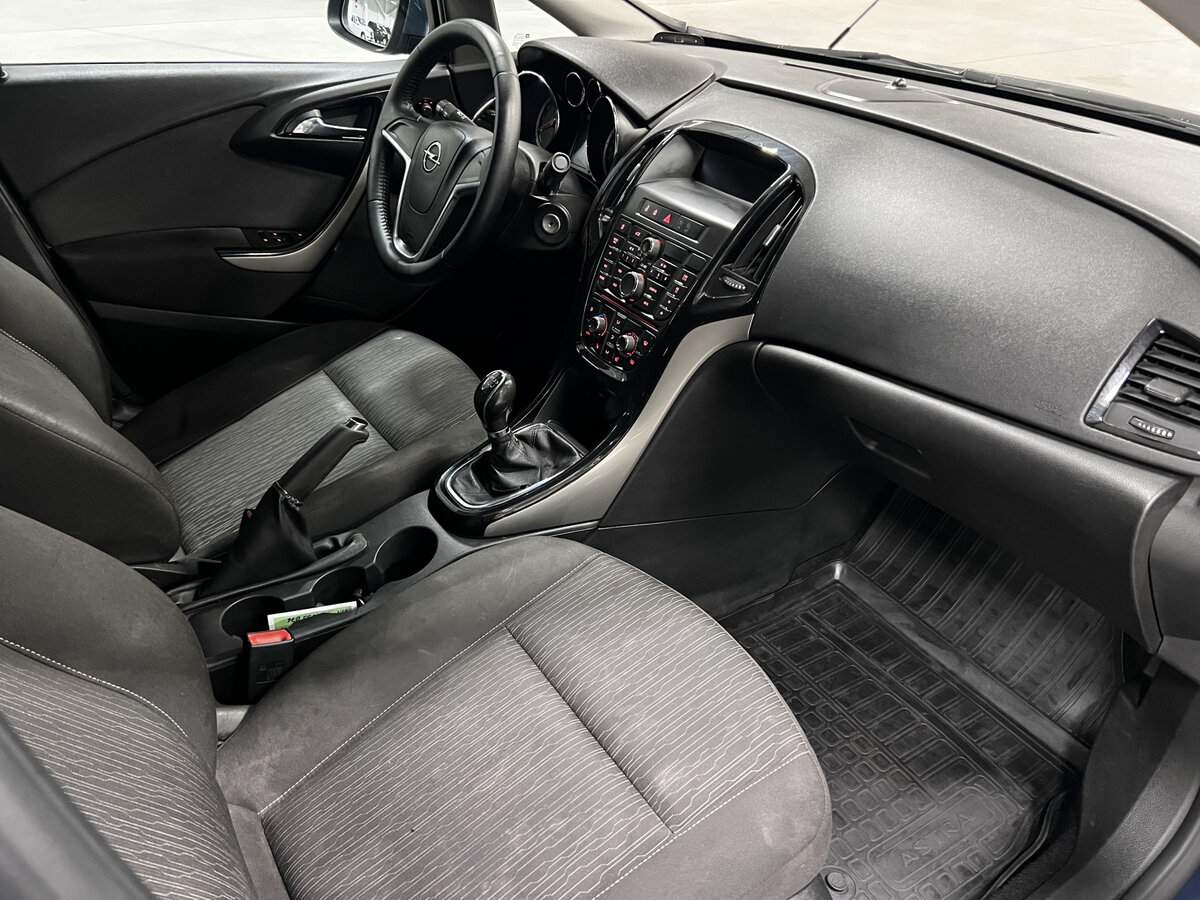 Купить Opel Astra, 2013, 139 012 км, фото №11