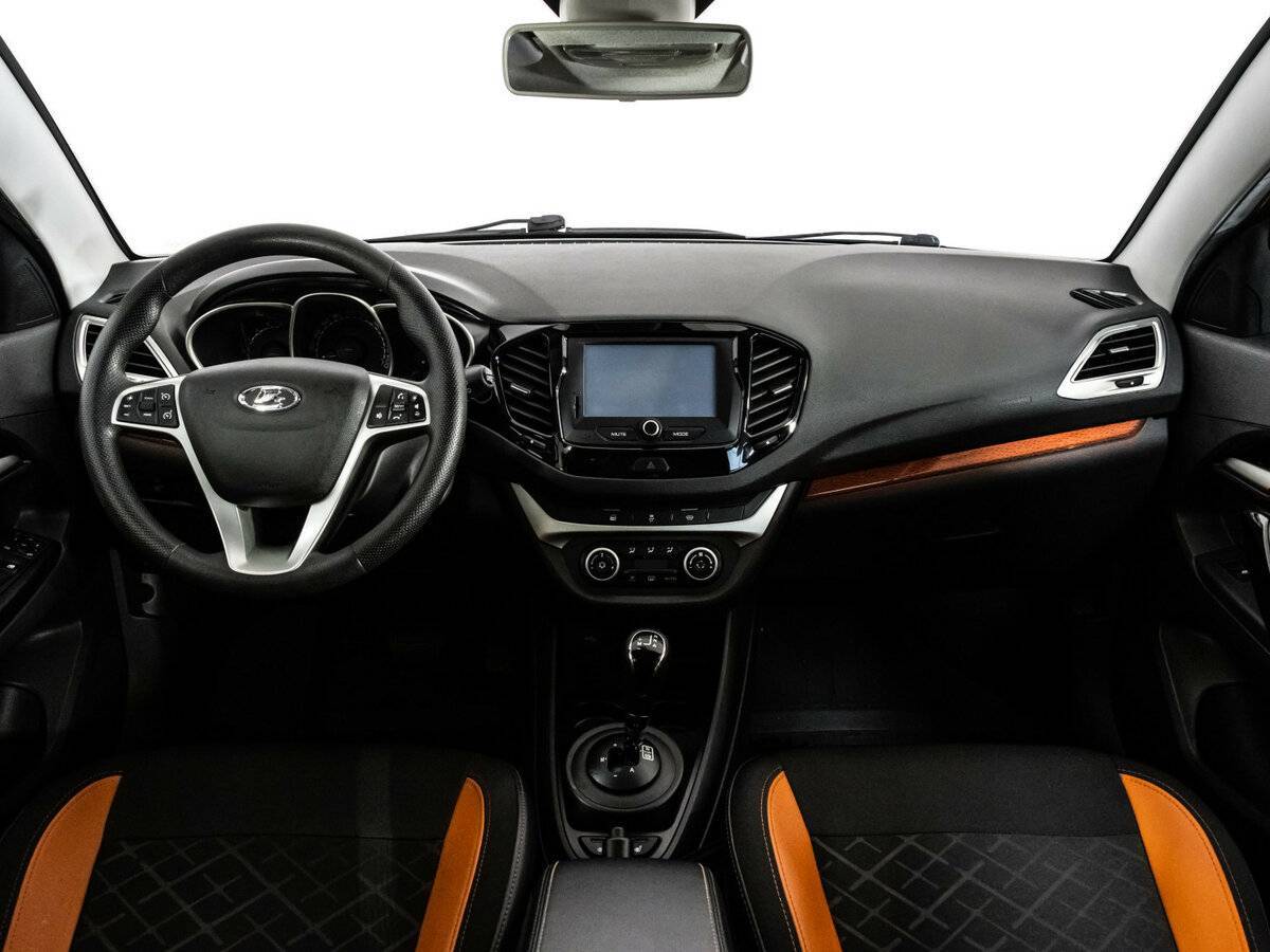 Купить Lada (ВАЗ) Vesta SW Cross, 2019, 99 843 км, фото №8