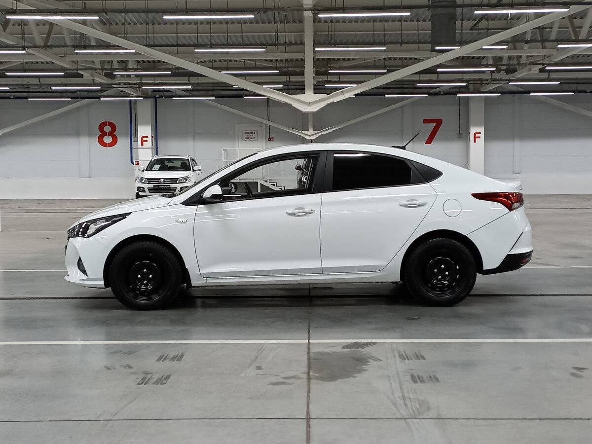 Купить Hyundai Solaris, 2021, 56 424 км, фото №8