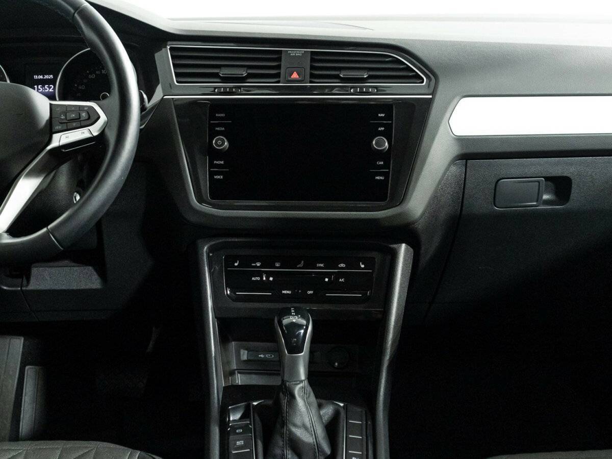 Купить Volkswagen Tiguan, 2021, 32 792 км, фото №14