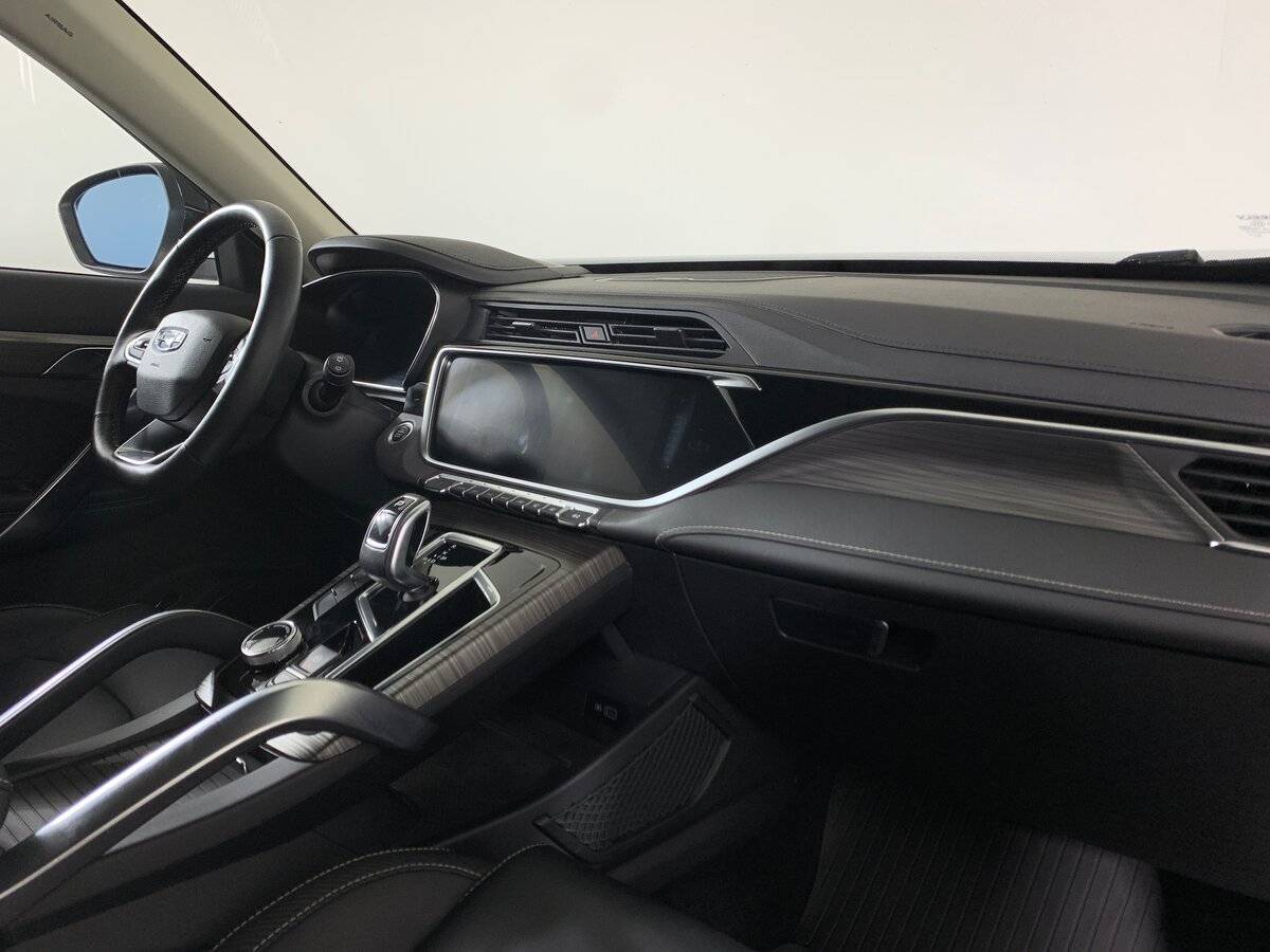 Купить Geely Atlas Pro, 2022, 39 805 км, фото №12