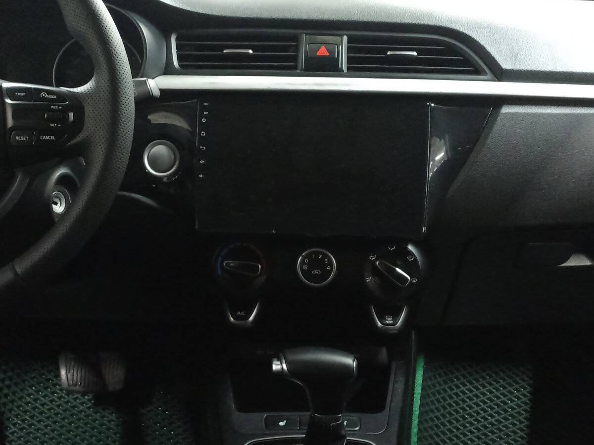 Купить Kia Rio X-Line, 2019, 81 433 км, фото №15