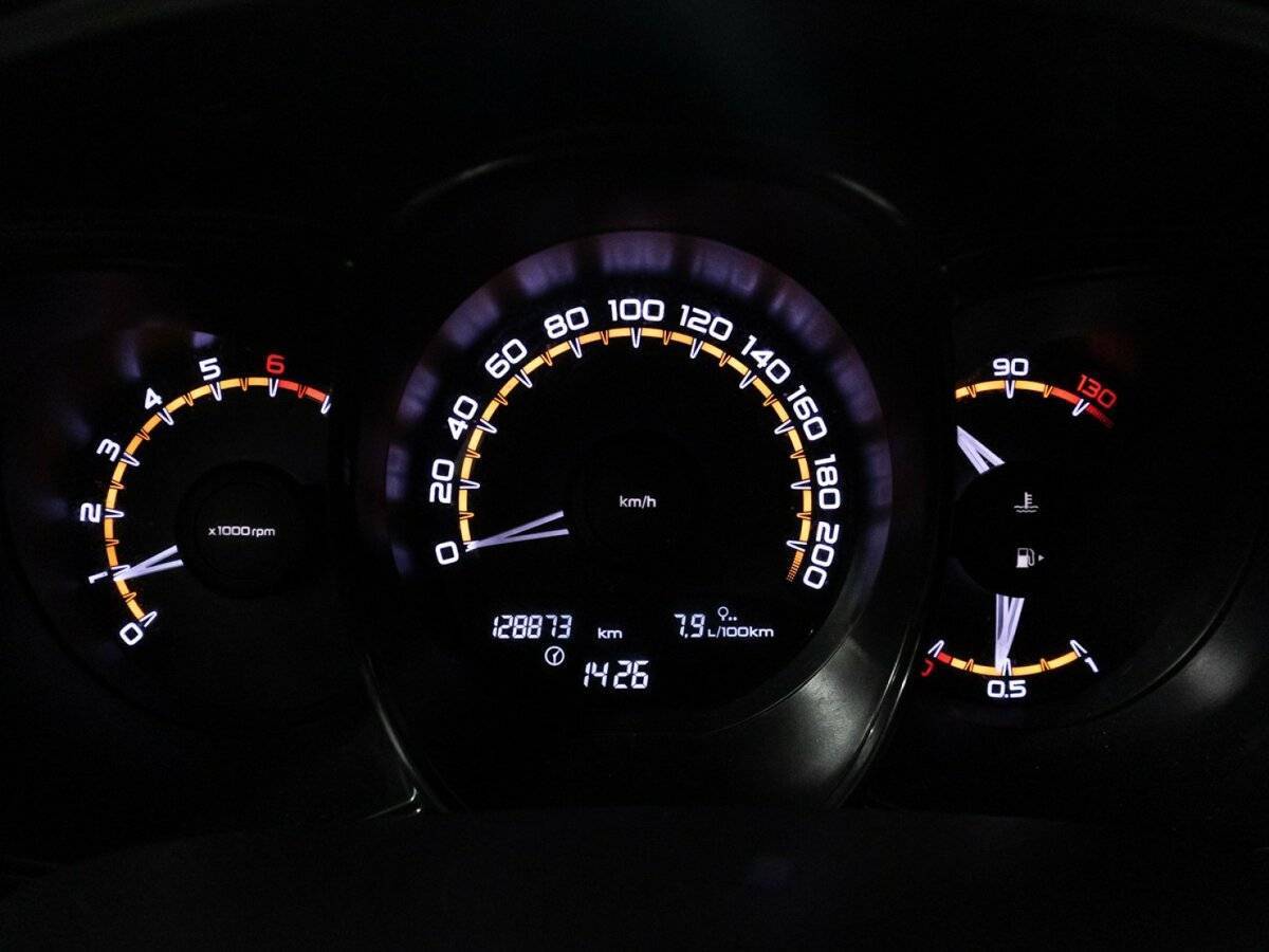 Купить Lada (ВАЗ) Vesta, 2019, 128 500 км, фото №12