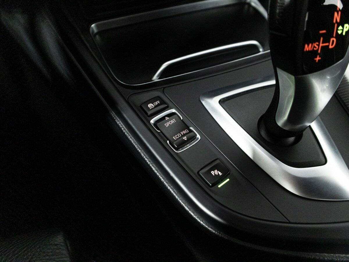 Купить BMW 3 серии 320i xDrive, 2018, 85 826 км, фото №17