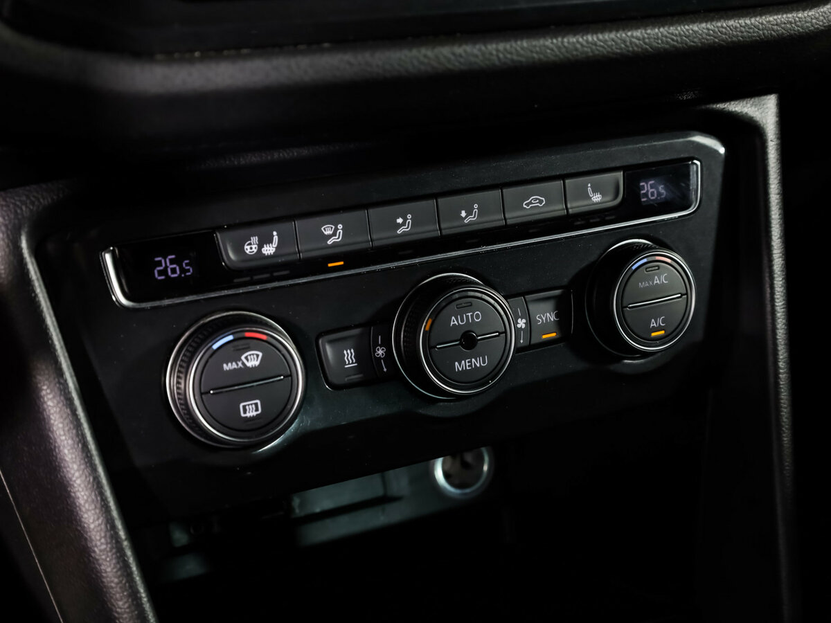 Купить Volkswagen Tiguan II, 2017, 184 995 км, фото №16