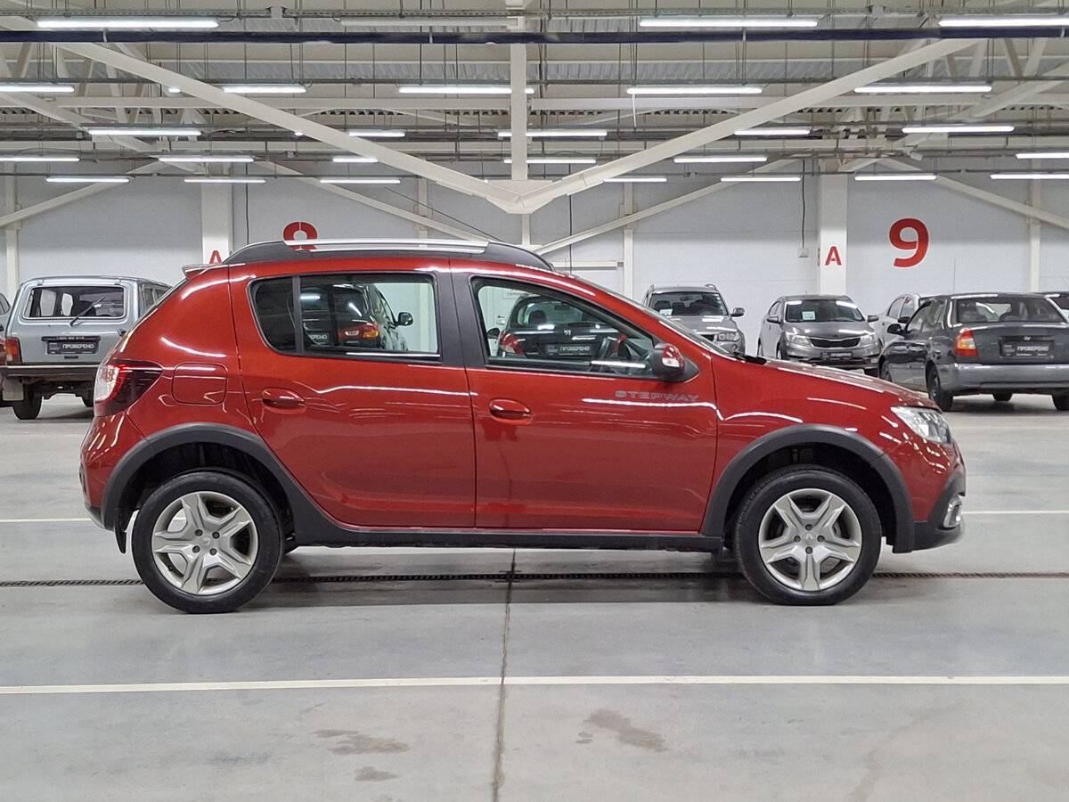 Купить Renault Sandero Stepway II Рестайлинг, 2021, 87 046 км, фото №4