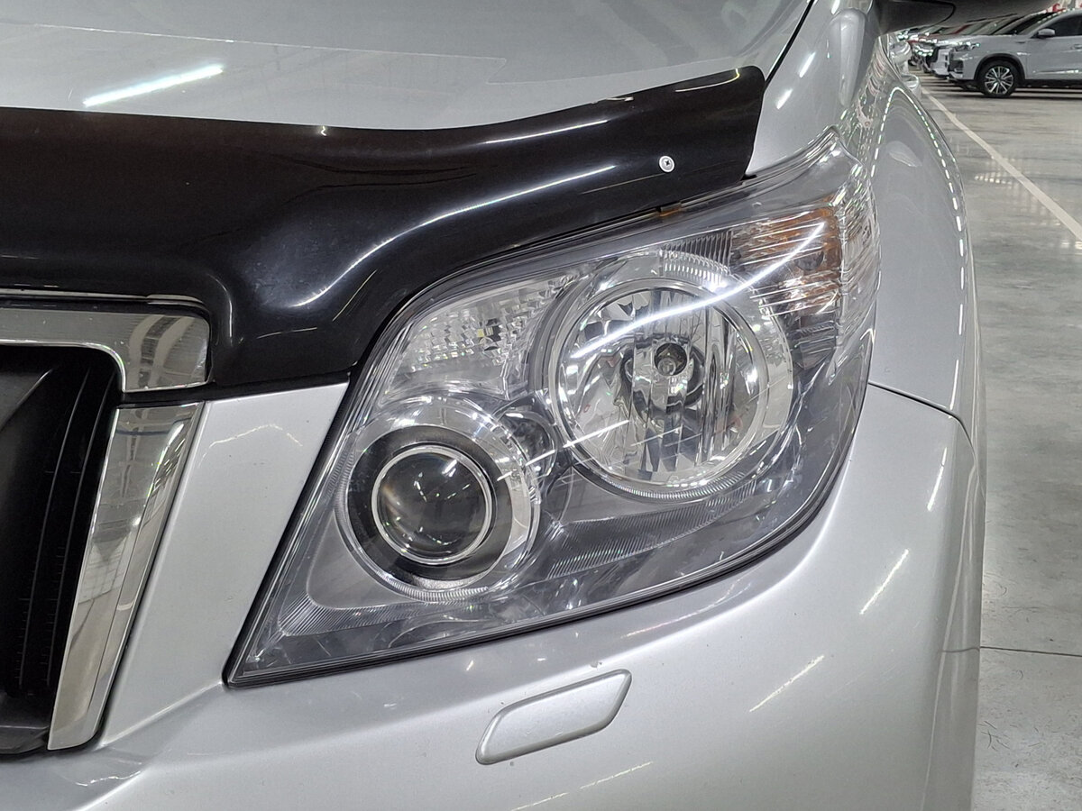 Купить Toyota Land Cruiser Prado 150 Series, 2012, 189 262 км, фото №17