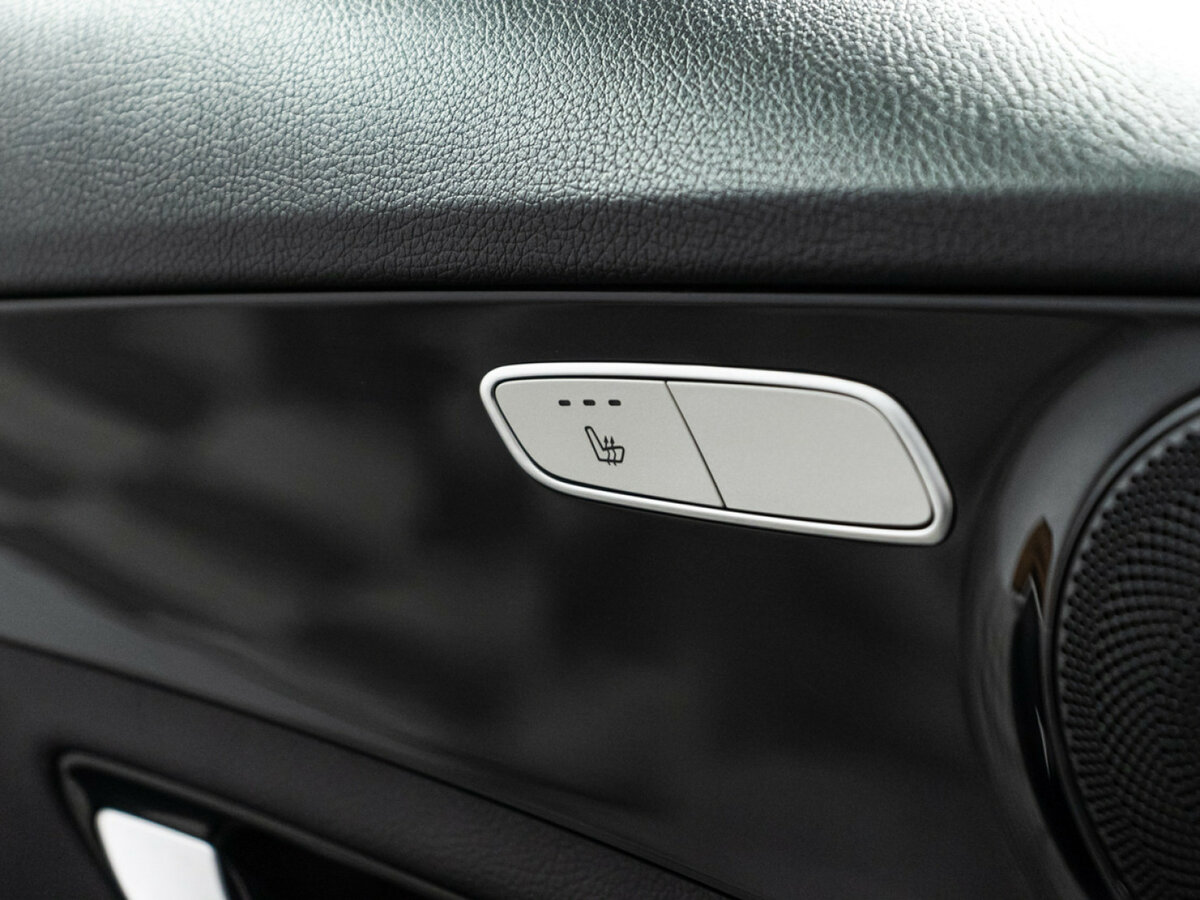 Купить Mercedes-Benz C-Класс 180 9G-TRONIC IV (W205), 2018, 101 807 км, фото №17