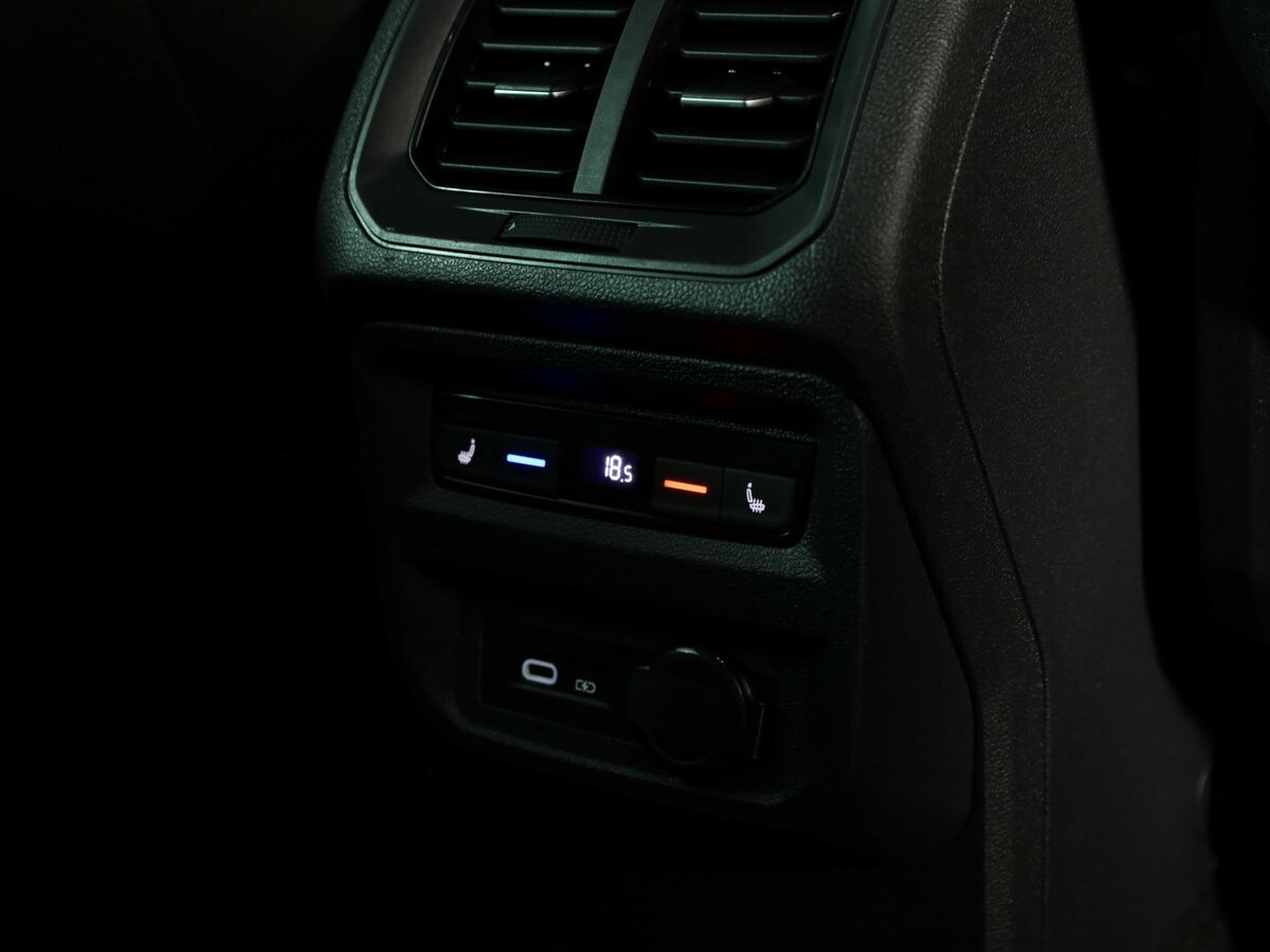 Купить Volkswagen Tiguan II Рестайлинг, 2021, 103 000 км, фото №14