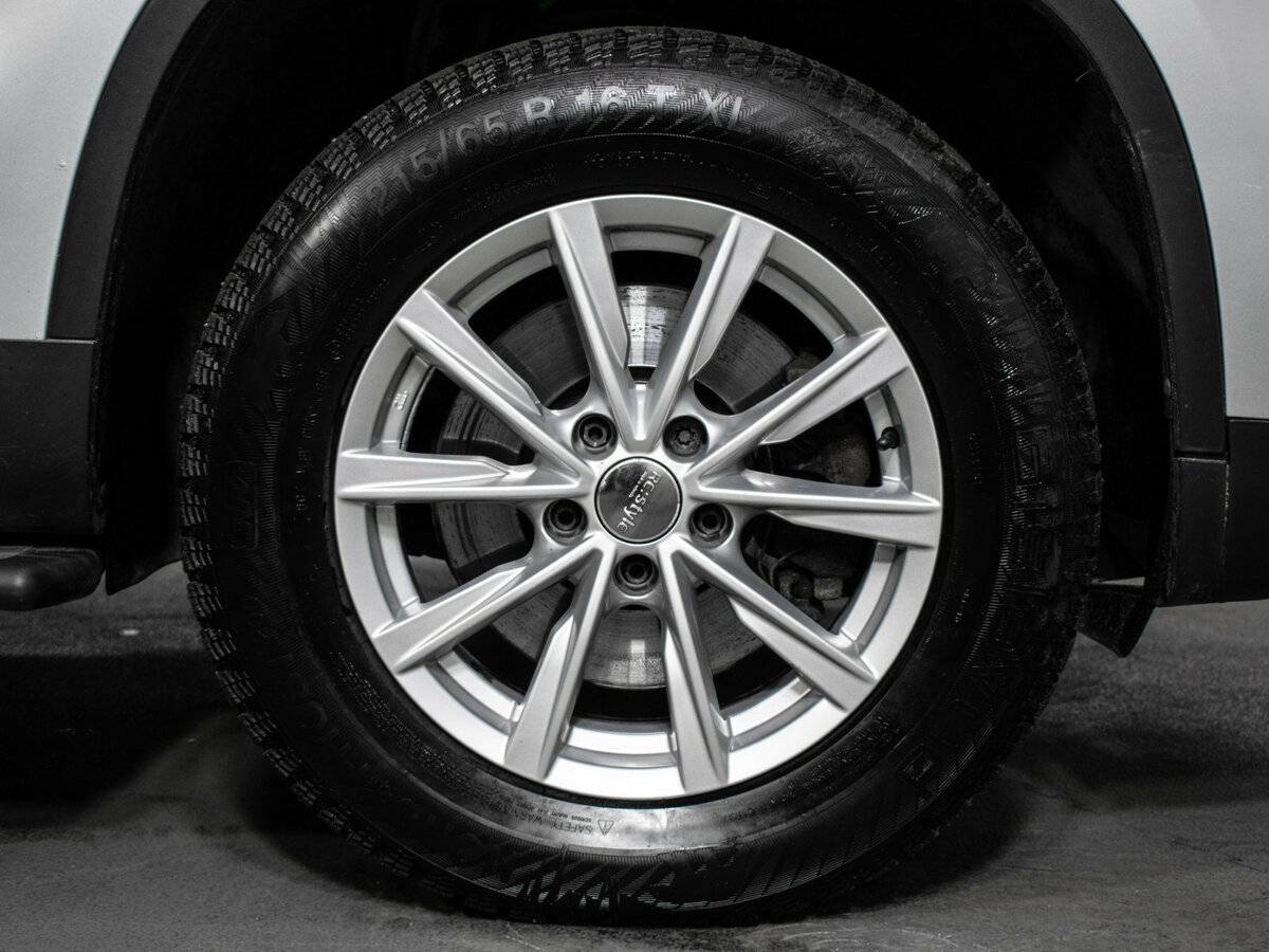 Купить Volkswagen Tiguan I Рестайлинг, 2013, 144 000 км, фото №16