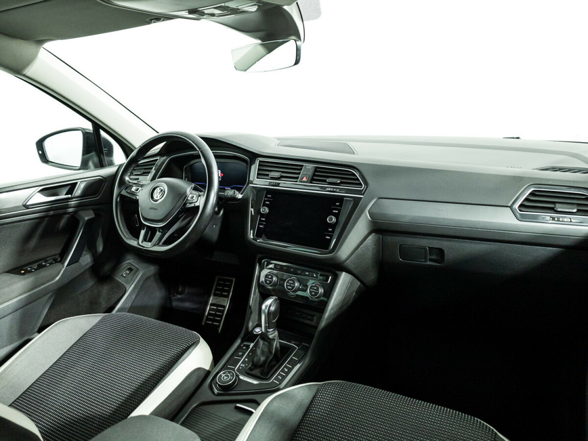 Купить Volkswagen Tiguan II, 2019, 155 000 км, фото №9