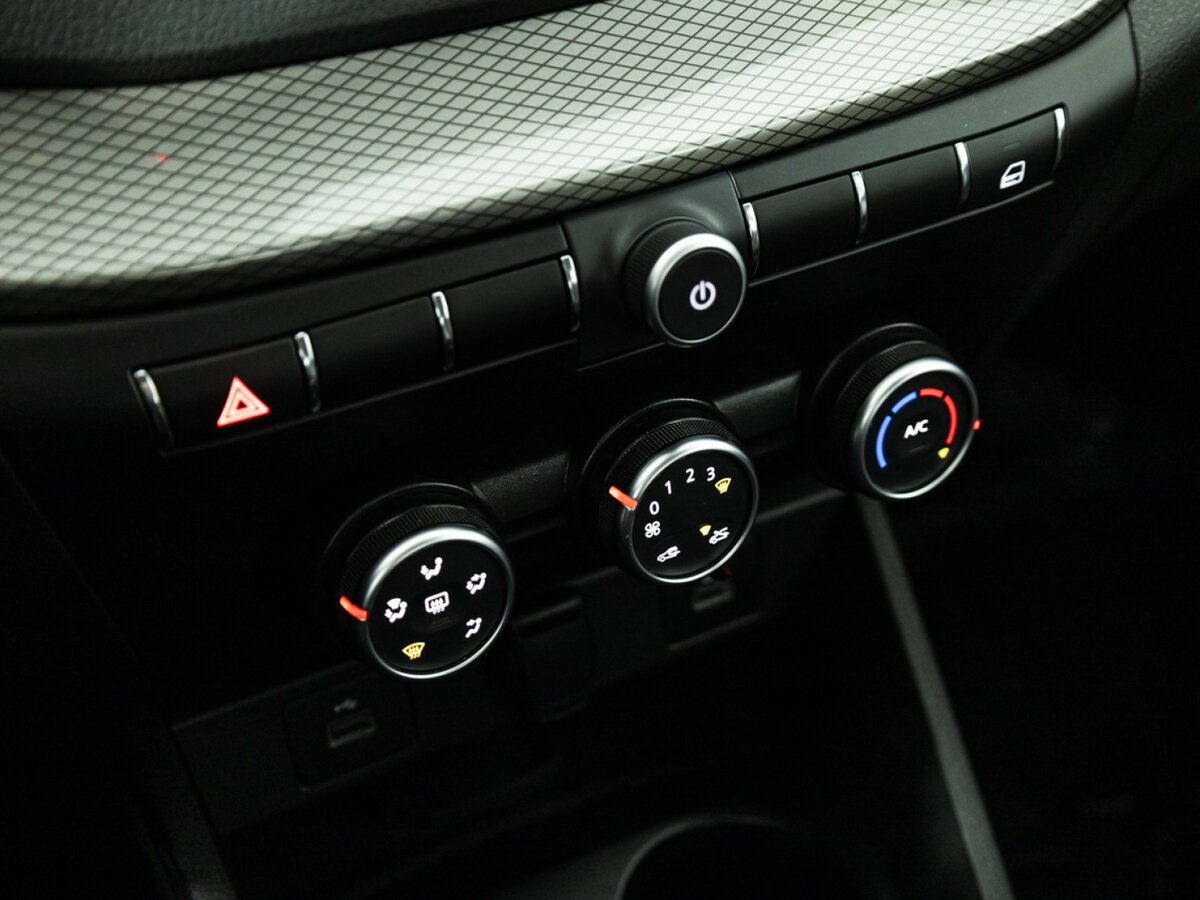 Купить Lada (ВАЗ) Vesta I Рестайлинг (NG), 2023, 37 307 км, фото №15