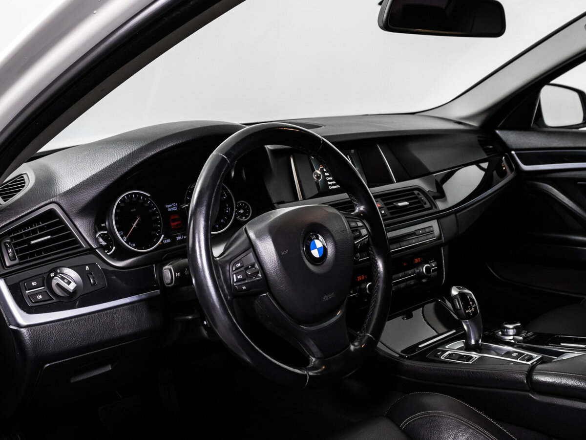 Купить BMW 5 серии 520i VI (F10/F11/F07) Рестайлинг, 2015, 172 770 км, фото №11