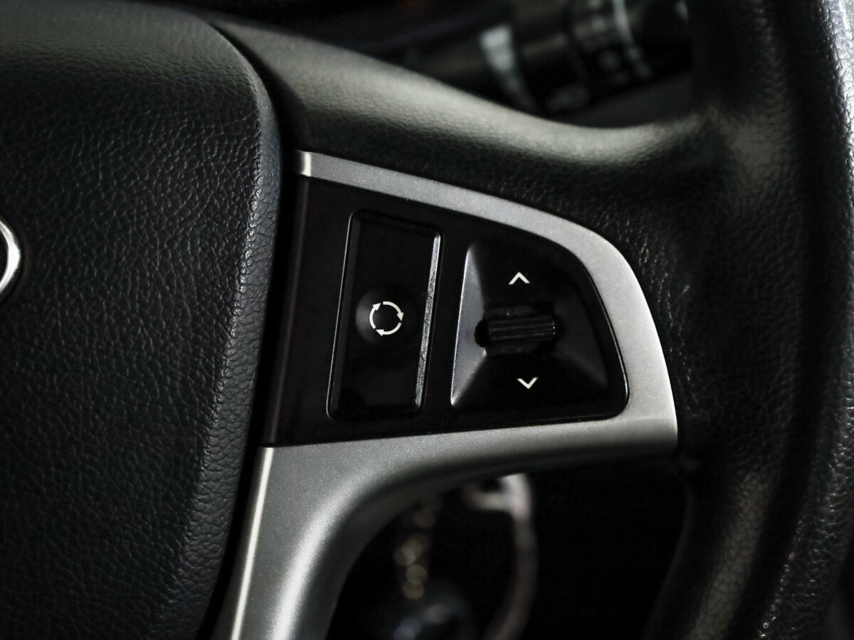 Купить Hyundai Solaris I, 2013, 148 193 км, фото №12