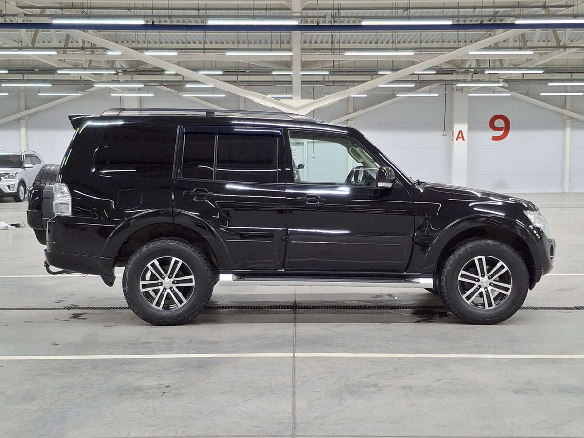 Купить Mitsubishi Pajero IV Рестайлинг 1, 2012, 214 123 км, фото №4