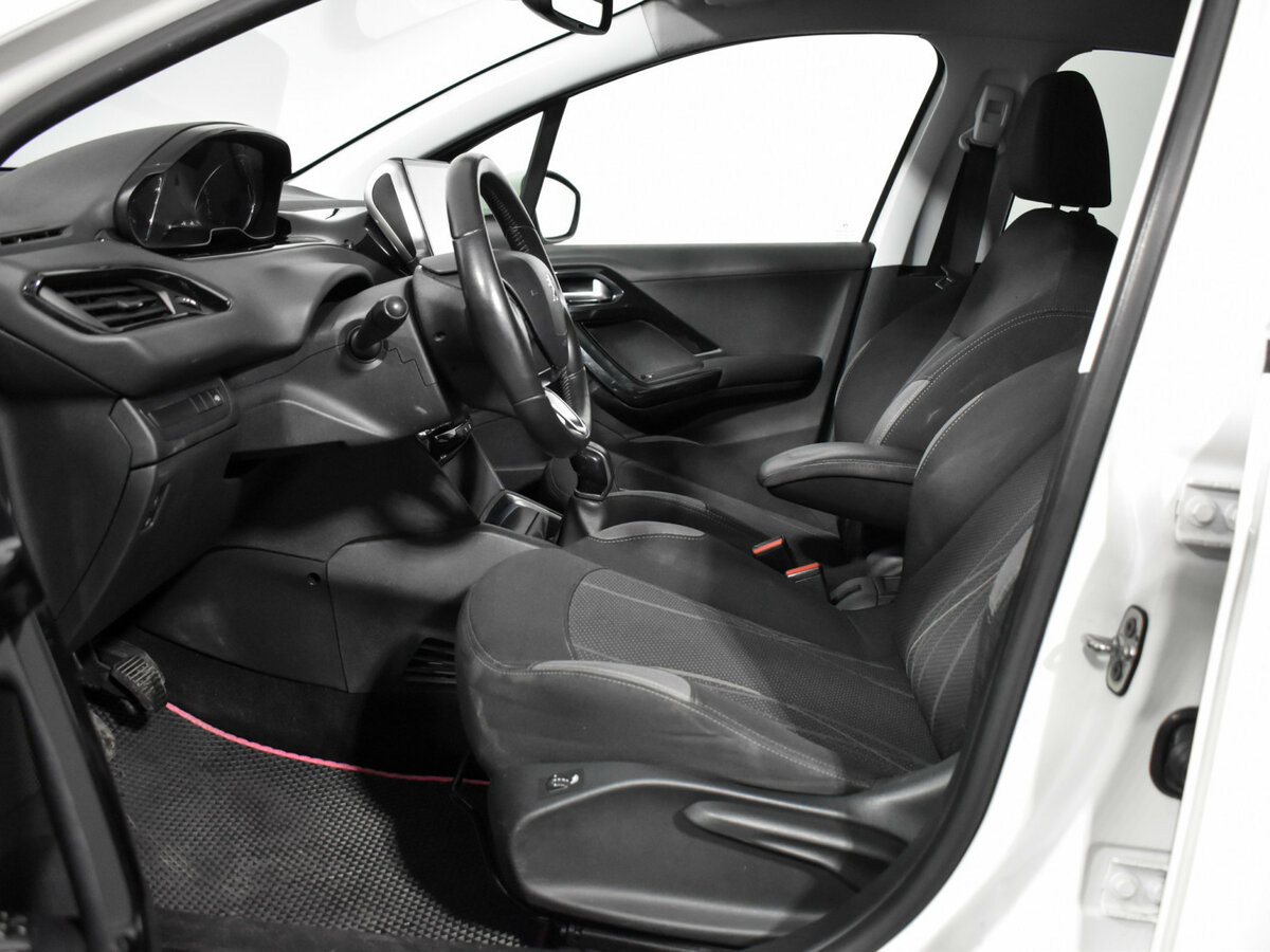 Купить Peugeot 208 I, 2013, 190 000 км, фото №10