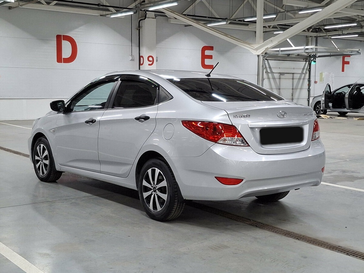 Купить Hyundai Solaris I, 2014, 291 865 км, фото №7