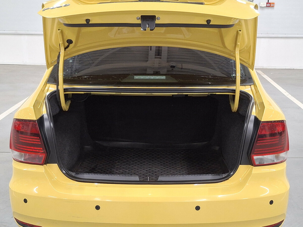 Купить Volkswagen Polo V Рестайлинг, 2017, 100 125 км, фото №10