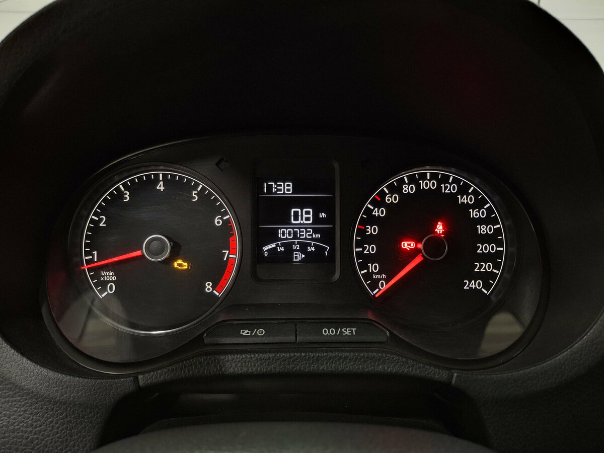 Купить Volkswagen Polo V Рестайлинг, 2017, 100 125 км, фото №13